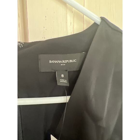 NWT Banana Republic size 8 black satin midi dress - Picture 2 of 5